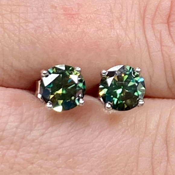 Certified 1 Carat Green Diamond Stud Earrings ~ Authentic Moissanite Studs - Picture 3 of 10